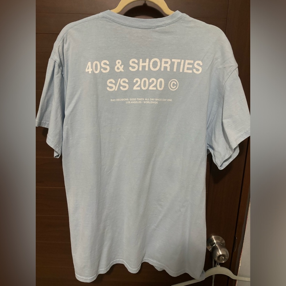 T shirt 40 & shorties, size Xl wash light blue.